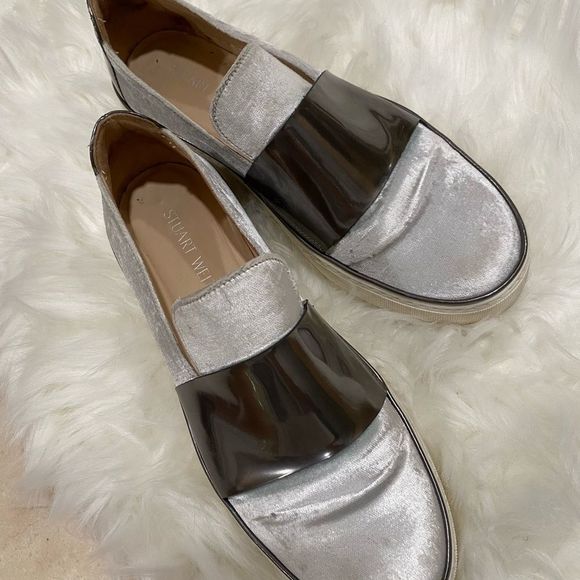 Stuart Weitzman - Picture 2 of 3